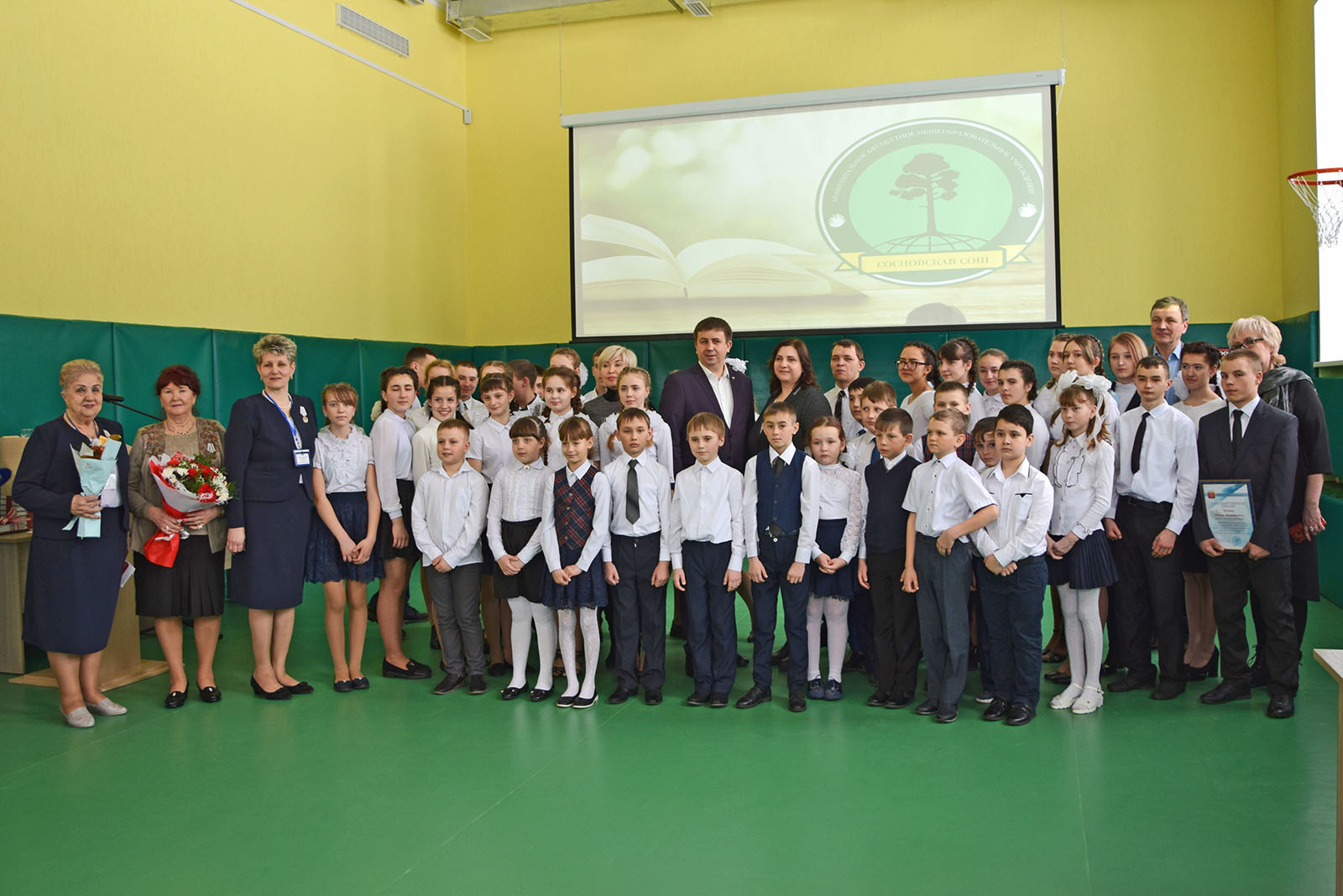 "Օգոստոս" - ն աջակցում է Կուզբասի կրթական ծրագրերին